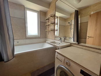 Pronájem bytu 3+kk v osobním vlastnictví 70 m², Praha 3 - Žižkov