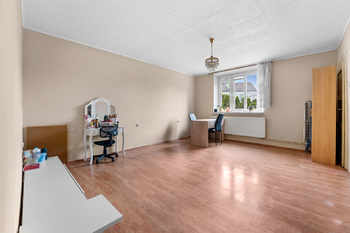 Prodej domu 230 m², Jirny