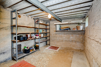 sklep - Prodej chaty / chalupy 54 m², Bílovice nad Svitavou