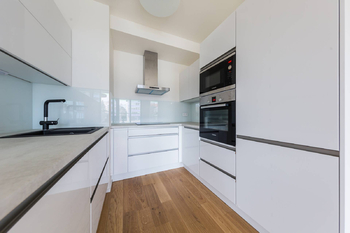 Prodej bytu 2+kk v osobním vlastnictví 63 m², Praha 10 - Vršovice