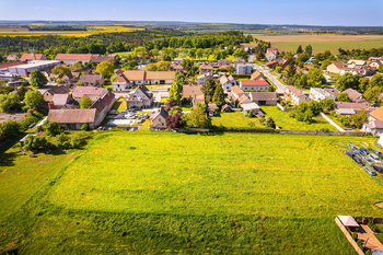Prodej pozemku 3278 m², Vyšehořovice