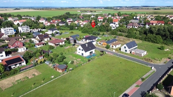 Prodej pozemku 830 m², Tuklaty