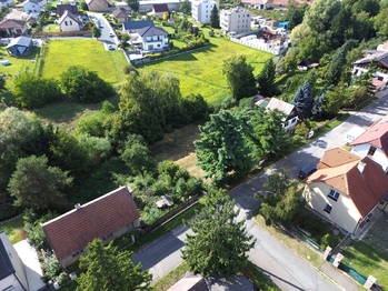 Prodej pozemku 830 m², Tuklaty