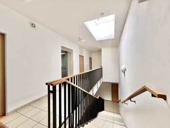 Pronájem bytu 2+kk v osobním vlastnictví 66 m², Jinočany