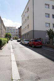 Ulice - Pronájem bytu 1+1 v družstevním vlastnictví 38 m², Praha 4 - Nusle