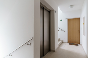 Pronájem bytu 1+kk v osobním vlastnictví 50 m², Praha 6 - Liboc
