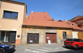 Prodej nájemního domu 200 m², Slaný