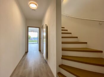 Pronájem domu 116 m², Praha 4 - Újezd u Průhonic