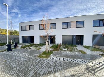Pronájem domu 116 m², Praha 4 - Újezd u Průhonic