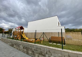 Pronájem domu 116 m², Praha 4 - Újezd u Průhonic