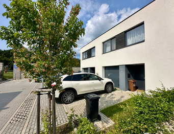Pronájem domu 116 m², Praha 4 - Újezd u Průhonic