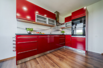 Prodej bytu 3+kk, 88 m² v klidné lokalitě – ulice Sychrov, Valašské Klobouky - Prodej bytu 3+kk v osobním vlastnictví 88 m², Valašské Klobouky 