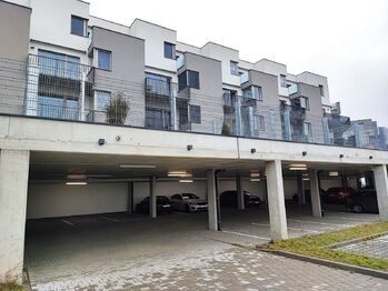 Pronájem garážového stání 12 m², Bučovice