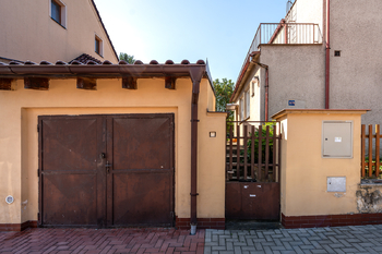 samostatná garáž - Prodej domu 134 m², Roudnice nad Labem