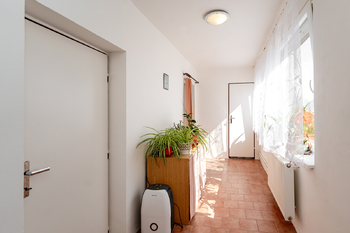 zádveří - Prodej domu 134 m², Roudnice nad Labem
