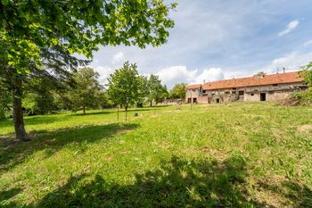 Prodej pozemku 2517 m², Liteň