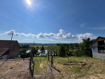 Prodej pozemku 2517 m², Liteň