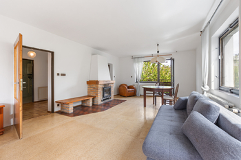 Prodej domu 221 m², Praha 6 - Nebušice