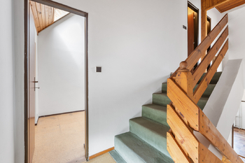 Prodej domu 221 m², Praha 6 - Nebušice