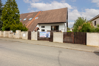 Prodej domu 221 m², Praha 6 - Nebušice