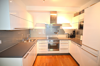 Prodej bytu 3+kk v osobním vlastnictví 71 m², Praha 9 - Hloubětín