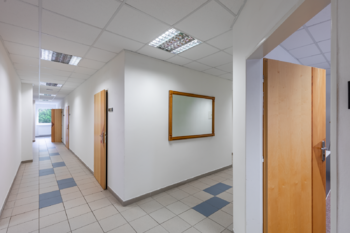 Pronájem kancelářských prostor 987 m², Litvínov