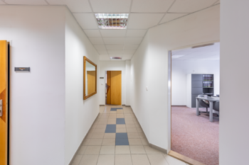 Pronájem kancelářských prostor 987 m², Litvínov