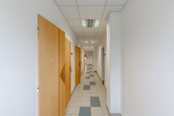 Pronájem kancelářských prostor 987 m², Litvínov