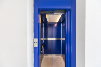 Pronájem kancelářských prostor 987 m², Litvínov