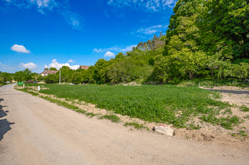 Prodej pozemku 1080 m², Třebíč