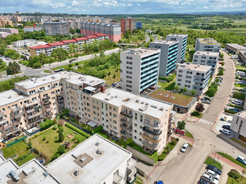 Prodej bytu 1+kk v osobním vlastnictví 32 m², Praha 9 - Černý Most