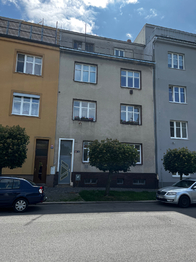 Pronájem bytu 2+1 v osobním vlastnictví 56 m², Slaný