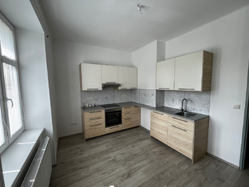 Pronájem bytu 2+1 v osobním vlastnictví 56 m², Slaný