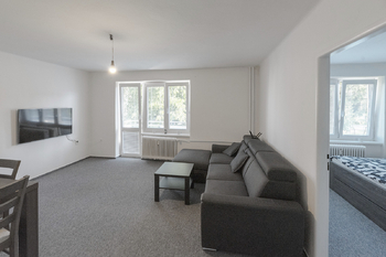 Pokoj jižní s balkonem - Pronájem bytu 3+1 v osobním vlastnictví 65 m², Lanškroun