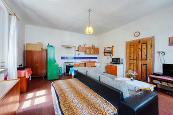 Prodej domu 677 m², Úterý