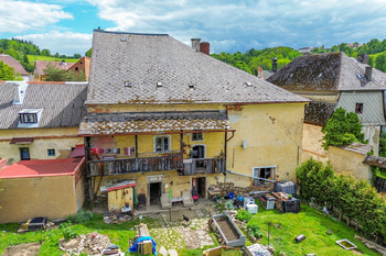 Prodej domu 677 m², Úterý