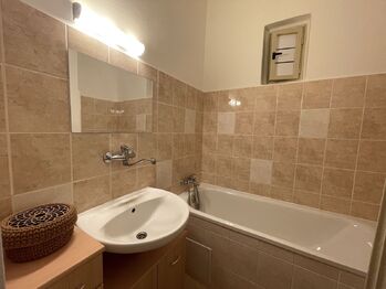 Pronájem bytu 2+kk v osobním vlastnictví 55 m², Praha 3 - Žižkov