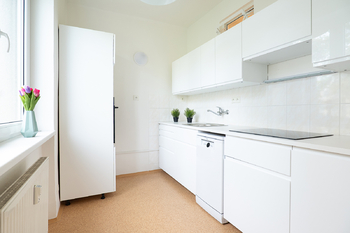 Kuchyň s novou linkou z IKEA - Prodej bytu 2+1 v osobním vlastnictví 55 m², Praha 4 - Záběhlice