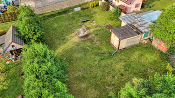 Prodej pozemku 829 m², Kostomlátky