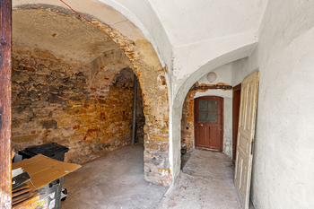 Prodej obchodních prostor 250 m², Kostelec nad Černými lesy