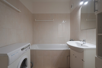 koupelna - Prodej bytu 3+1 v osobním vlastnictví 83 m², Praha 5 - Stodůlky