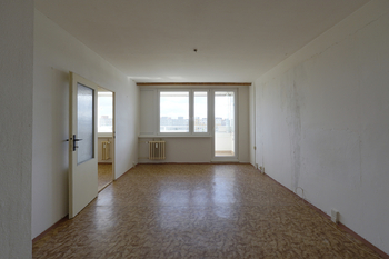 obývací pokoj - Prodej bytu 3+1 v osobním vlastnictví 83 m², Praha 5 - Stodůlky