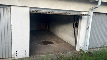 Prodej garáže 19 m², Hradec Králové