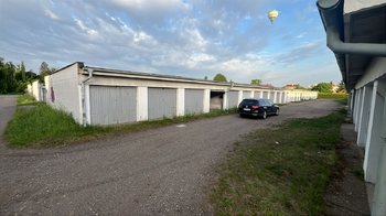 Prodej garáže 19 m², Hradec Králové
