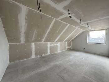 Prodej domu 208 m², Poštovice