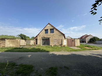 Prodej domu 208 m², Poštovice
