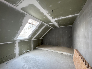 Prodej domu 208 m², Poštovice