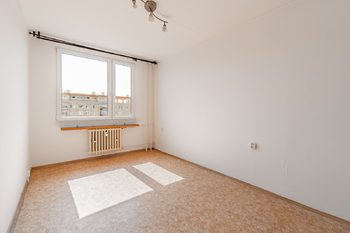 Pronájem bytu 2+kk v osobním vlastnictví 45 m², Praha 8 - Kobylisy