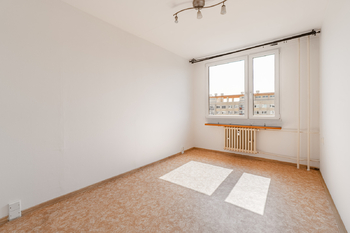 Pronájem bytu 2+kk v osobním vlastnictví 45 m², Praha 8 - Kobylisy