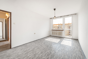 Pronájem bytu 2+kk v osobním vlastnictví 45 m², Praha 8 - Kobylisy